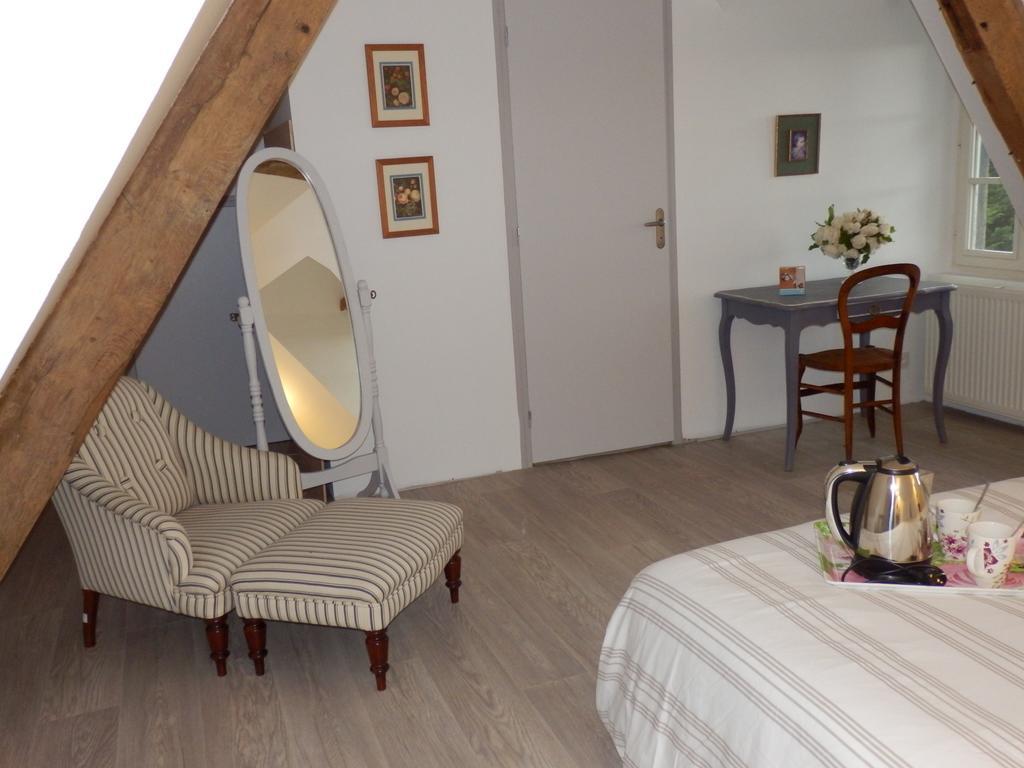 Au Presbytere De Dagmar Erbrée 部屋 写真