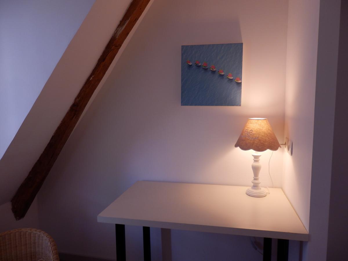Au Presbytere De Dagmar Erbrée 部屋 写真